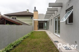 Casa em Condomínio à venda com 174m², 3 dormitórios, 3 suítes, 2 vagas, no bairro Hipica em PORTO ALEGRE