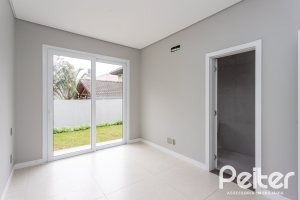 Casa em Condomínio à venda com 174m², 3 dormitórios, 3 suítes, 2 vagas, no bairro Hipica em PORTO ALEGRE