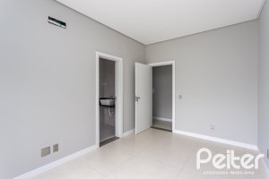 Casa em Condomínio à venda com 174m², 3 dormitórios, 3 suítes, 2 vagas, no bairro Hipica em PORTO ALEGRE