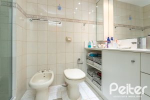 Apartamento à venda com 123m², 3 dormitórios, 1 suíte, 2 vagas, no bairro Ipanema em Porto Alegre