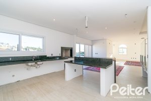 Casa em Condomínio à venda com 345m², 3 dormitórios, 3 suítes, 4 vagas, no bairro Alphaville em PORTO ALEGRE