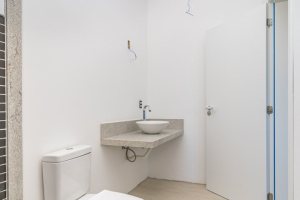 Casa em Condomínio à venda com 345m², 3 dormitórios, 3 suítes, 4 vagas, no bairro Alphaville em PORTO ALEGRE