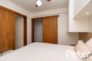 Casa à venda com 253m², 5 dormitórios, 2 suítes, 4 vagas, no bairro Ipanema em Porto Alegre
