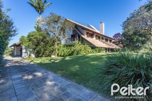 Casa em Condomínio à venda com 701m², 6 dormitórios, 2 suítes, 10 vagas, no bairro Cavalhada em PORTO ALEGRE