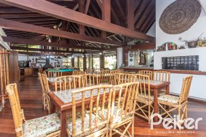 Casa em Condomínio à venda com 701m², 6 dormitórios, 2 suítes, 10 vagas, no bairro Cavalhada em PORTO ALEGRE