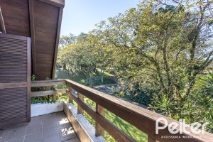 Casa em Condomínio à venda com 701m², 6 dormitórios, 2 suítes, 10 vagas, no bairro Cavalhada em PORTO ALEGRE