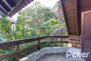 Casa em Condomínio à venda com 701m², 6 dormitórios, 2 suítes, 10 vagas, no bairro Cavalhada em PORTO ALEGRE