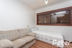 Casa em Condomínio à venda com 701m², 6 dormitórios, 2 suítes, 10 vagas, no bairro Cavalhada em PORTO ALEGRE