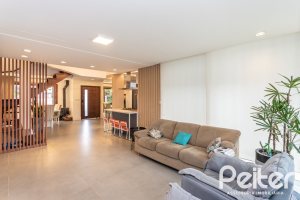 Casa em Condomínio à venda com 212m², 4 dormitórios, 1 suíte, 2 vagas, no bairro Espírito Santo em Porto Alegre