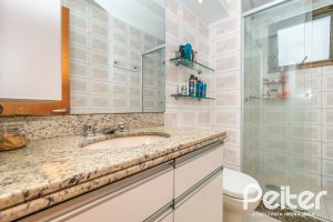 Apartamento à venda com 100m², 3 dormitórios, 1 suíte, 1 vaga, no bairro Cristal em PORTO ALEGRE