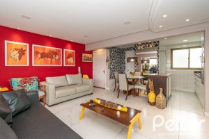 Apartamento à venda com 100m², 3 dormitórios, 1 suíte, 1 vaga, no bairro Cristal em PORTO ALEGRE