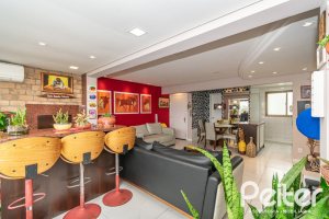 Apartamento à venda com 100m², 3 dormitórios, 1 suíte, 1 vaga, no bairro Cristal em PORTO ALEGRE