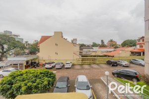 Apartamento à venda com 59m², 2 dormitórios, 1 suíte, 1 vaga, no bairro Cristal em Porto Alegre