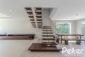 Casa em Condomínio à venda com 270m², 3 dormitórios, 2 suítes, 3 vagas, no bairro Terra Ville em PORTO ALEGRE