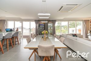 Casa em Condomínio à venda com 295m², 3 dormitórios, 3 suítes, 4 vagas, no bairro Alphaville em PORTO ALEGRE