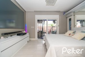 Casa em Condomínio à venda com 295m², 3 dormitórios, 3 suítes, 4 vagas, no bairro Alphaville em PORTO ALEGRE