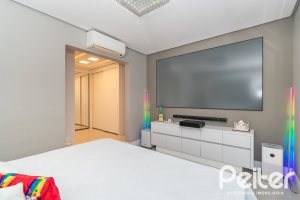 Casa em Condomínio à venda com 295m², 3 dormitórios, 3 suítes, 4 vagas, no bairro Alphaville em PORTO ALEGRE