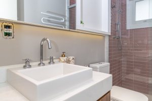 Casa em Condomínio à venda com 295m², 3 dormitórios, 3 suítes, 4 vagas, no bairro Alphaville em PORTO ALEGRE