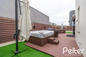 Casa em Condomínio à venda com 295m², 3 dormitórios, 3 suítes, 4 vagas, no bairro Alphaville em PORTO ALEGRE