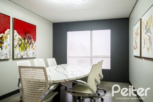 Comercial à venda com 118m², no bairro Praia de Belas em Porto Alegre