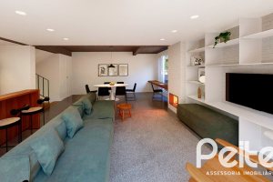 Casa em Condomínio à venda com 196m², 3 dormitórios, 1 suíte, 2 vagas, no bairro Tristeza em Porto Alegre