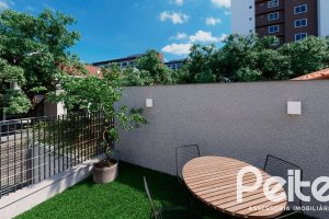 Casa em Condomínio à venda com 196m², 3 dormitórios, 1 suíte, 2 vagas, no bairro Tristeza em Porto Alegre