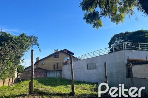 Terreno à venda com 300m², no bairro Nonoai em Porto Alegre