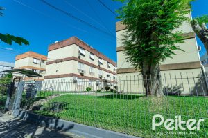 Apartamento à venda com 80m², 3 dormitórios, no bairro Nonoai em Porto Alegre