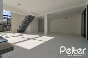 Casa em Condomínio à venda com 150m², 3 dormitórios, 3 suítes, 2 vagas, no bairro Ipanema em Porto Alegre