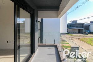 Casa em Condomínio à venda com 150m², 3 dormitórios, 3 suítes, 2 vagas, no bairro Ipanema em Porto Alegre