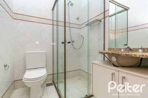 Casa em Condomínio à venda com 279m², 3 dormitórios, 1 suíte, 4 vagas, no bairro Jardim Isabel em Porto Alegre