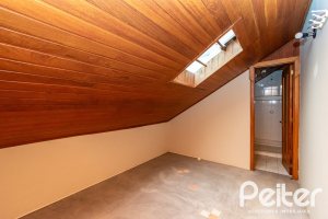 Casa em Condomínio à venda com 279m², 3 dormitórios, 1 suíte, 4 vagas, no bairro Jardim Isabel em Porto Alegre