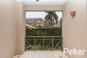Casa em Condomínio à venda com 279m², 3 dormitórios, 1 suíte, 4 vagas, no bairro Jardim Isabel em Porto Alegre