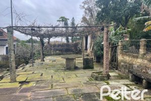 Terreno à venda com 1045m², no bairro Tristeza em Porto Alegre