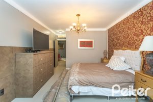 Casa em Condomínio à venda com 592m², 3 dormitórios, 3 suítes, 4 vagas, no bairro Terra Ville em PORTO ALEGRE