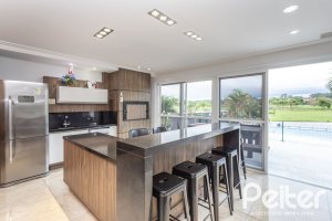 Casa em Condomínio à venda com 506m², 4 dormitórios, 4 suítes, 4 vagas, no bairro Terra Ville em Porto Alegre