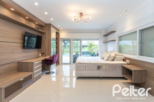 Casa em Condomínio à venda com 506m², 4 dormitórios, 4 suítes, 4 vagas, no bairro Terra Ville em Porto Alegre