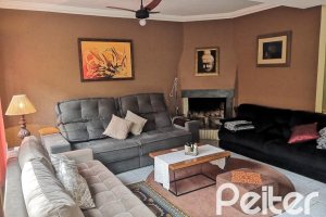 Casa em Condomínio à venda com 190m², 3 dormitórios, 1 suíte, 2 vagas, no bairro Ipanema em Porto Alegre