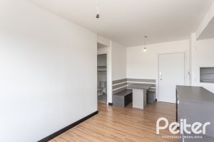 Apartamento à venda com 59m², 2 dormitórios, 1 suíte, 1 vaga, no bairro Jardim do Salso em Porto Alegre