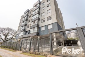 Apartamento à venda com 70m², 2 dormitórios, 1 suíte, 2 vagas, no bairro Cristal em Porto Alegre