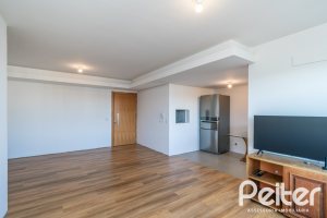 Apartamento à venda com 103m², 3 dormitórios, 1 suíte, 2 vagas, no bairro Tristeza em PORTO ALEGRE