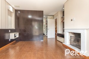 Casa em Condomínio à venda com 386m², 4 dormitórios, 4 suítes, 4 vagas, no bairro Terra Ville em PORTO ALEGRE