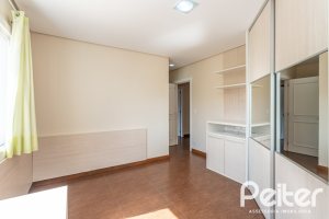 Casa em Condomínio à venda com 386m², 4 dormitórios, 4 suítes, 4 vagas, no bairro Terra Ville em PORTO ALEGRE