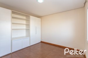 Casa em Condomínio à venda com 386m², 4 dormitórios, 4 suítes, 4 vagas, no bairro Terra Ville em PORTO ALEGRE