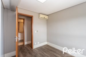 Apartamento à venda com 91m², 3 dormitórios, 1 suíte, 2 vagas, no bairro Tristeza em PORTO ALEGRE