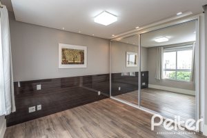 Apartamento à venda com 91m², 3 dormitórios, 1 suíte, 2 vagas, no bairro Tristeza em PORTO ALEGRE