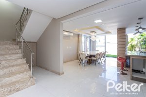 Casa em Condomínio à venda com 312m², 4 dormitórios, 4 suítes, 4 vagas, no bairro Hipica em PORTO ALEGRE