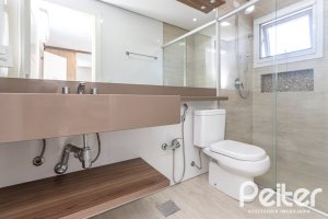 Casa em Condomínio à venda com 312m², 4 dormitórios, 4 suítes, 4 vagas, no bairro Hipica em PORTO ALEGRE