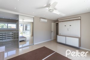Casa em Condomínio à venda com 312m², 4 dormitórios, 4 suítes, 4 vagas, no bairro Hipica em PORTO ALEGRE