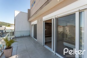 Casa em Condomínio à venda com 312m², 4 dormitórios, 4 suítes, 4 vagas, no bairro Hipica em PORTO ALEGRE